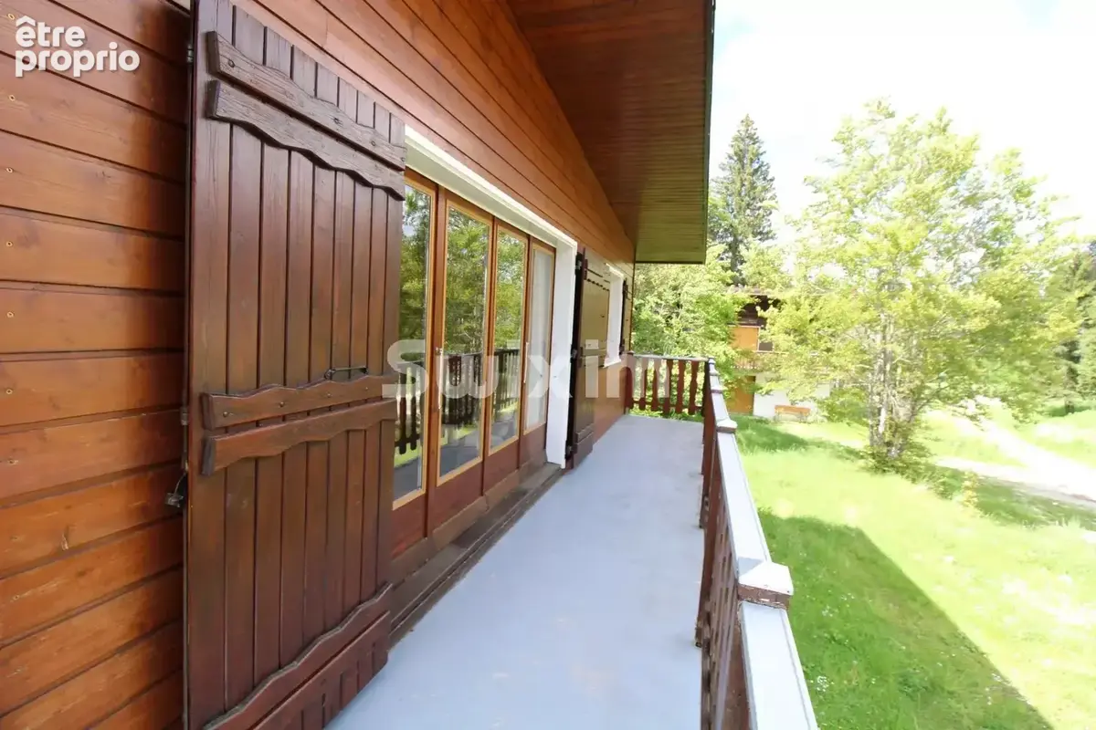 Chalet avec terrain de 1 275 m² – Calme et potentiel - photo 2