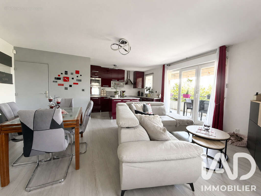 Appartement 82 m² à Torcy  - photo 3