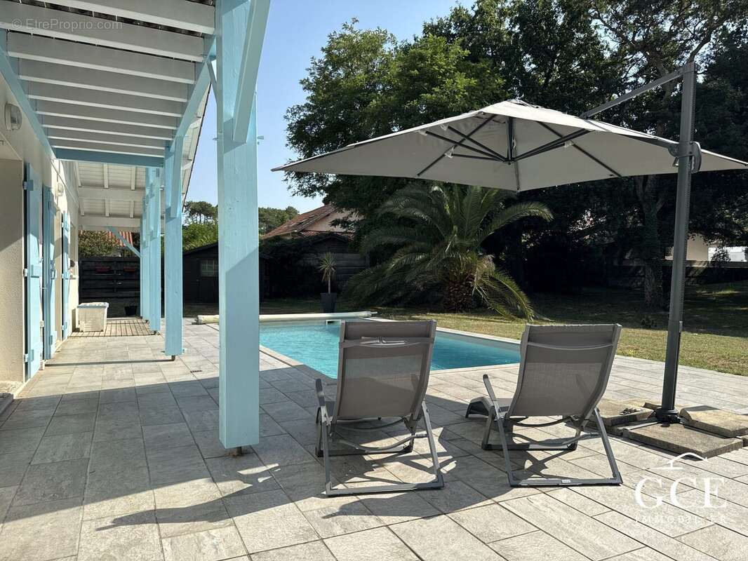 Maison 156 m² à Boucau  - photo 4