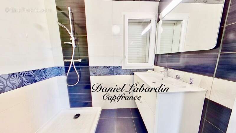 Maison à MAUVEZIN-SUR-GUPIE