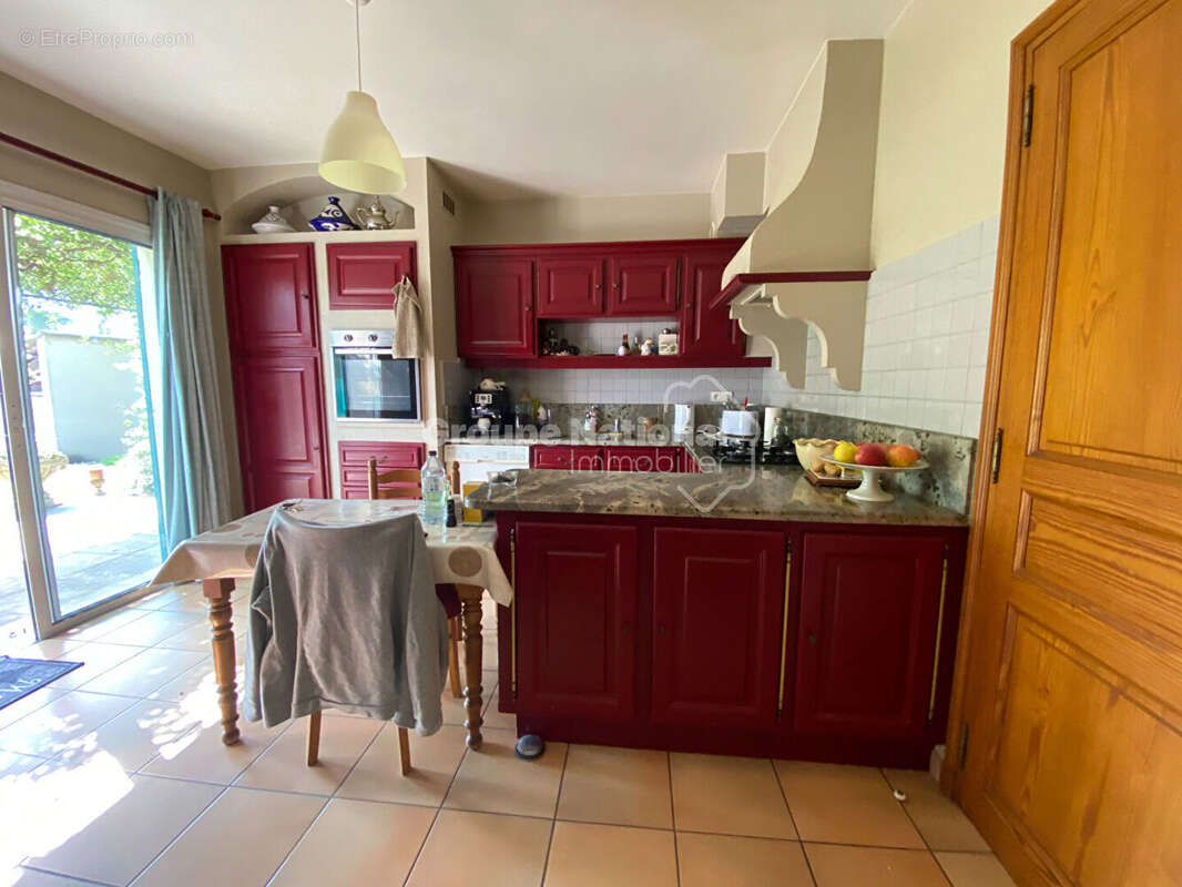 Saint Remy de Provence, au calme, maison de 3 logements - photo 17