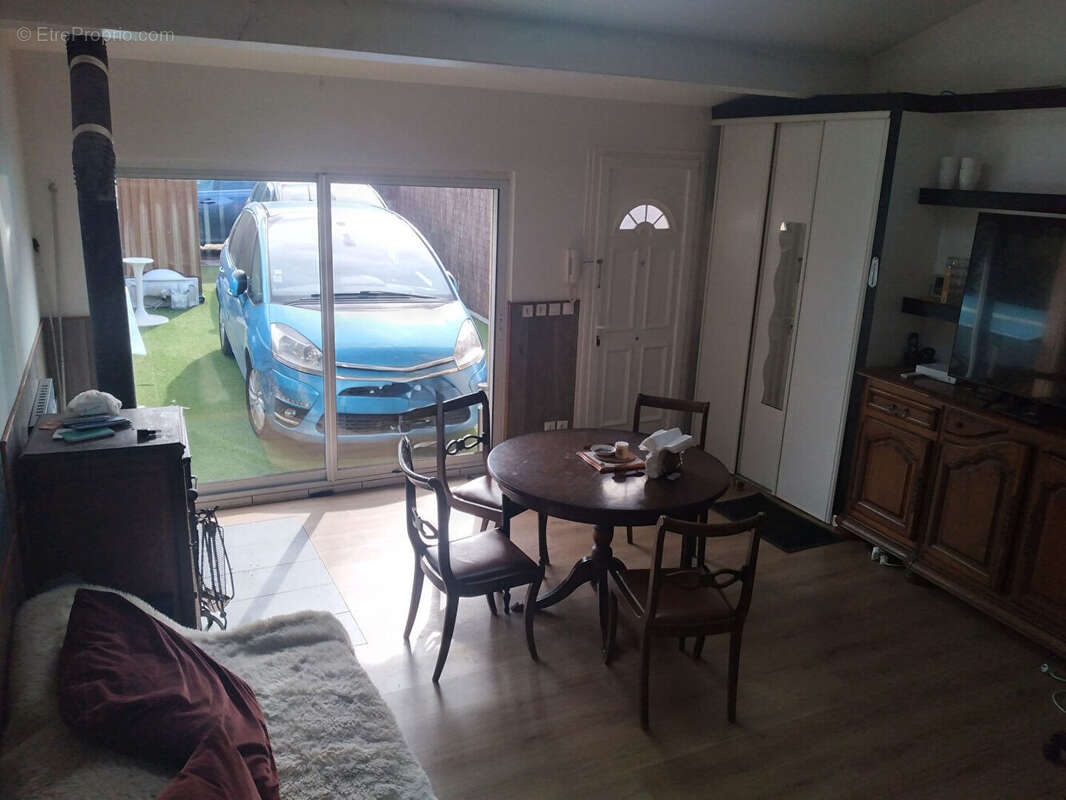 Maison à MEZIERES-SUR-SEINE