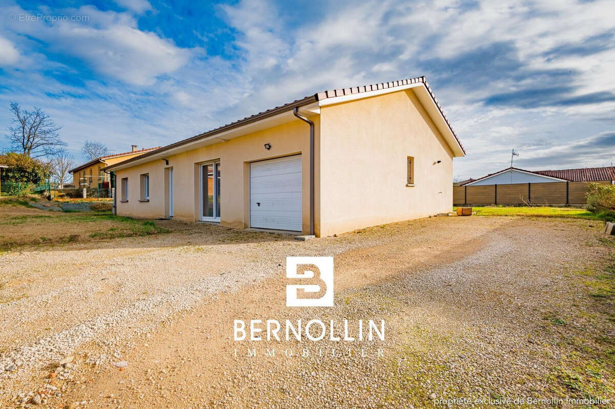 Maison à MONTREVEL-EN-BRESSE