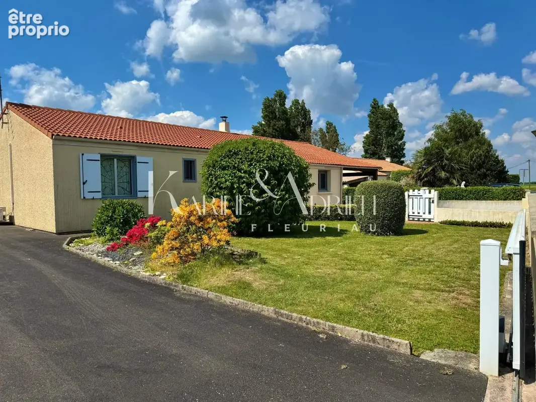Photo 1 - Maison à FONTENAY-LE-COMTE