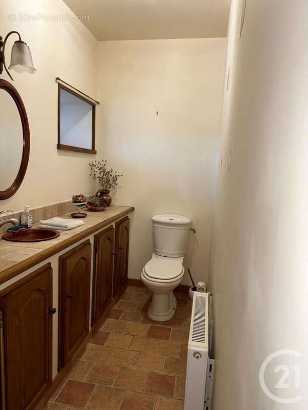 Maison à SUILLY-LA-TOUR