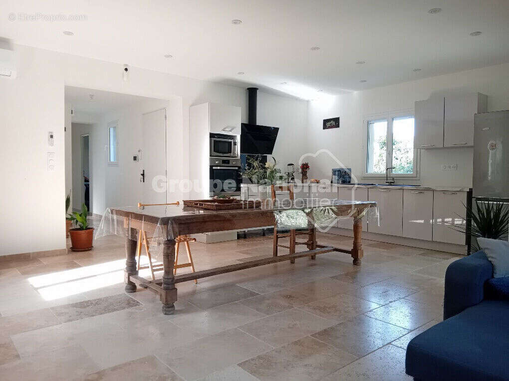 Maison à SAINT-ETIENNE-DU-GRES