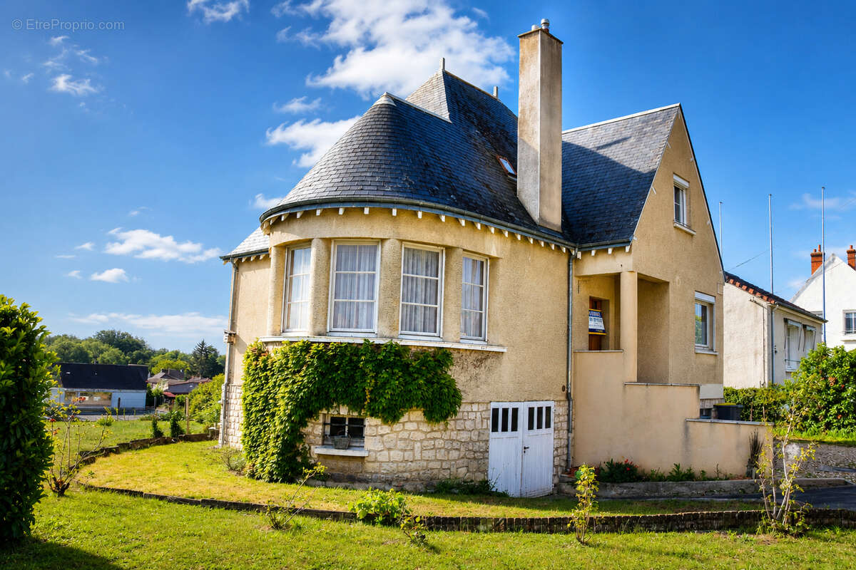Maison à AMILLY