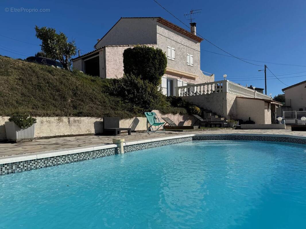 Maison à CAGNES-SUR-MER