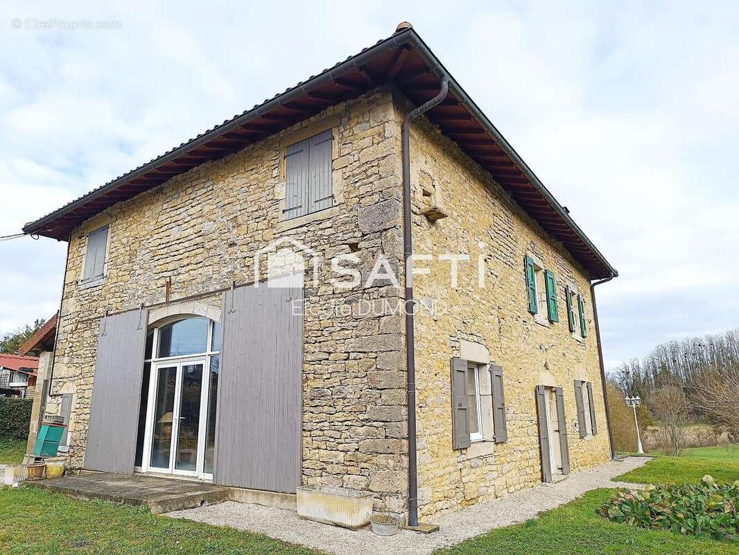 Photo 2 - Maison à COLIGNY