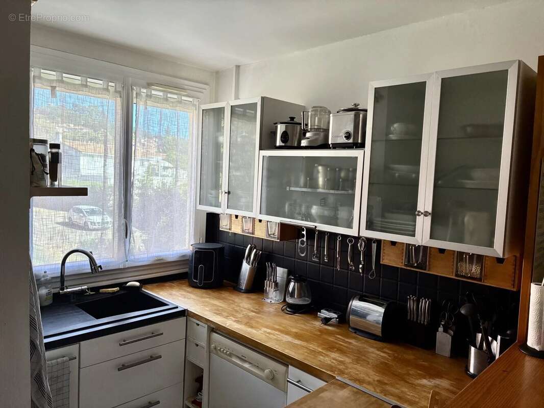 Appartement à VENELLES