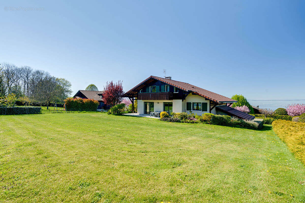 Maison à SAINT-PAUL-EN-CHABLAIS
