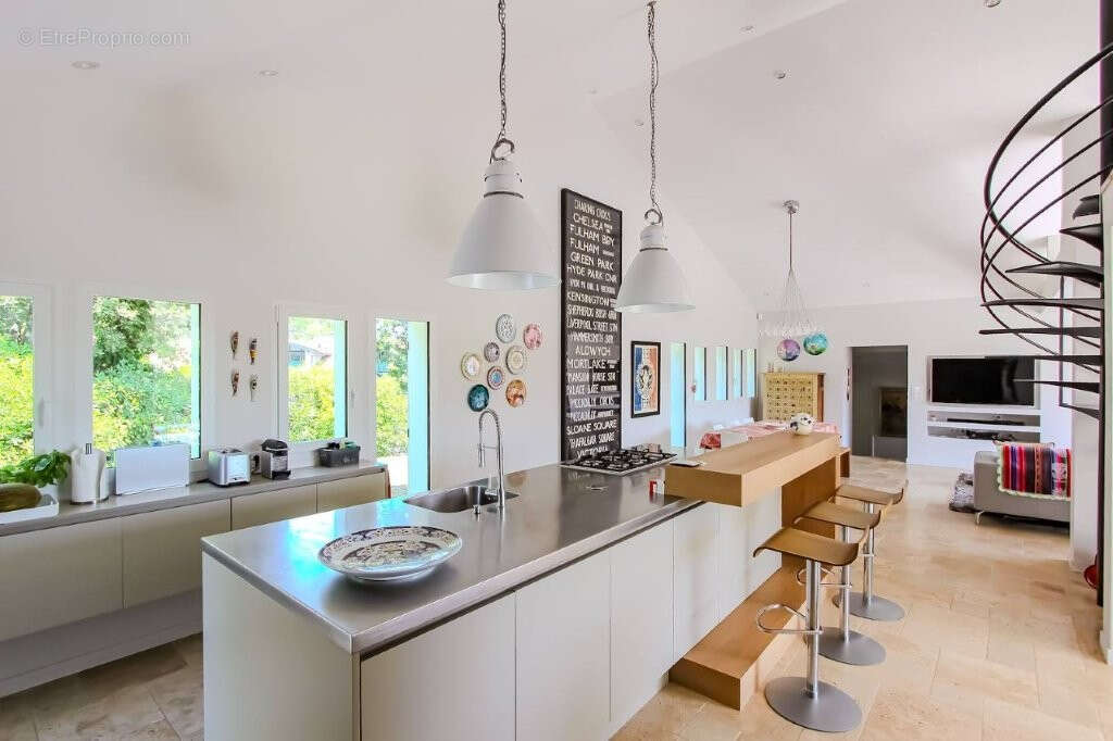 Exclusivite - bidart - ilbarritz  - maison familiale d'exception proche plage et commerces a pied - photo 14