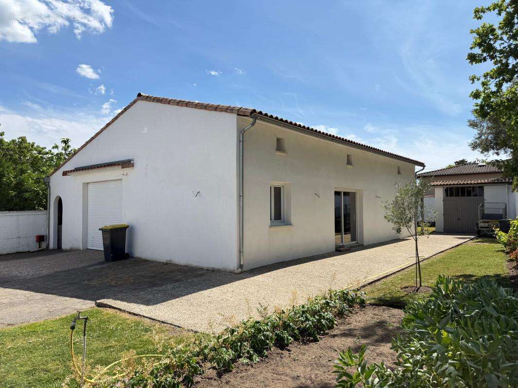 Maison à SAINT-PALAIS-SUR-MER