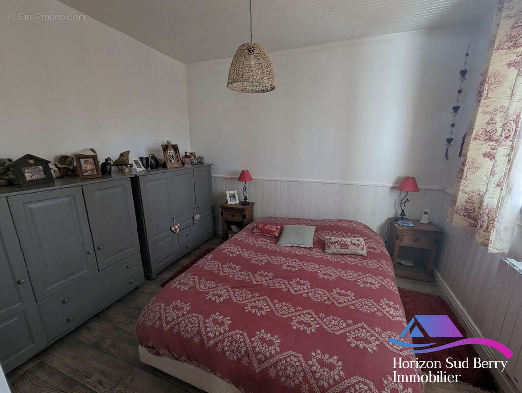 Chambre 1 - Maison à VIJON