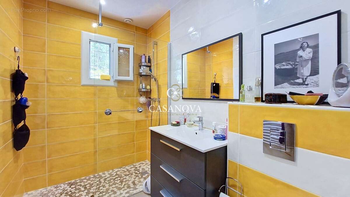 Villa - Pezenas - 4 chambres - piscine - proche centre ville - photo 13