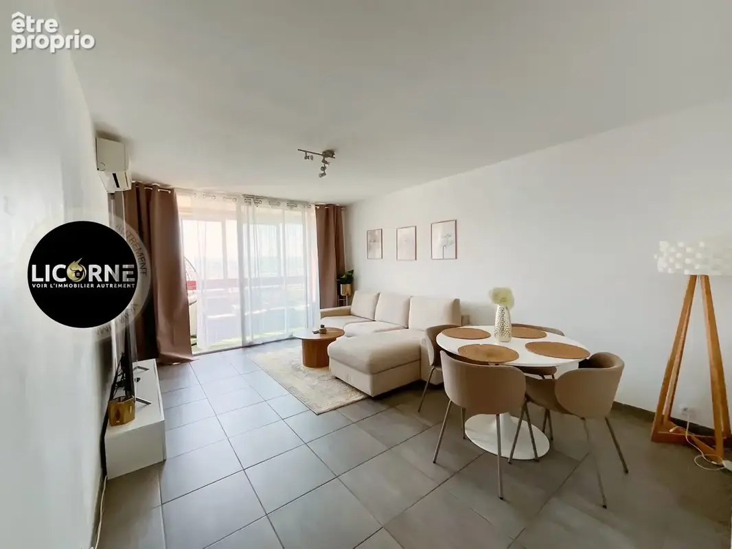 Appartement 74 m² à Vitrolles  - photo 9