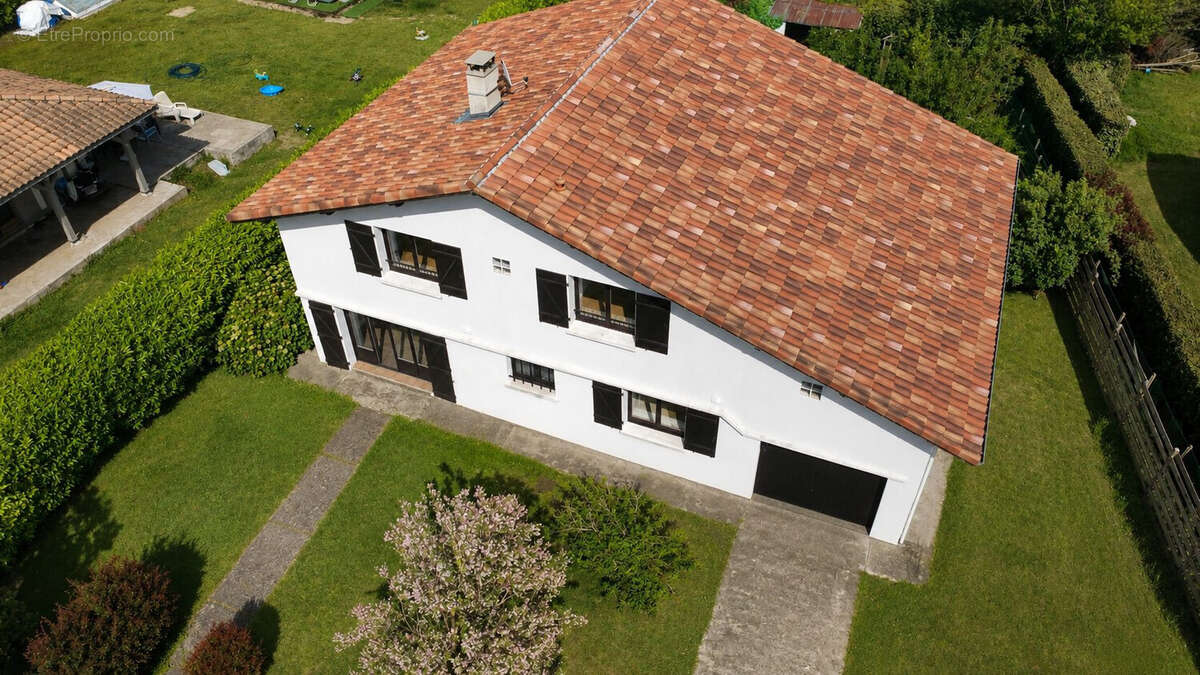 Maison 162 m² à Angresse  - photo 2