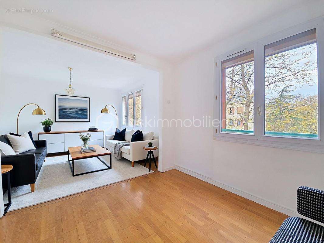 Appartement à CLICHY-SOUS-BOIS