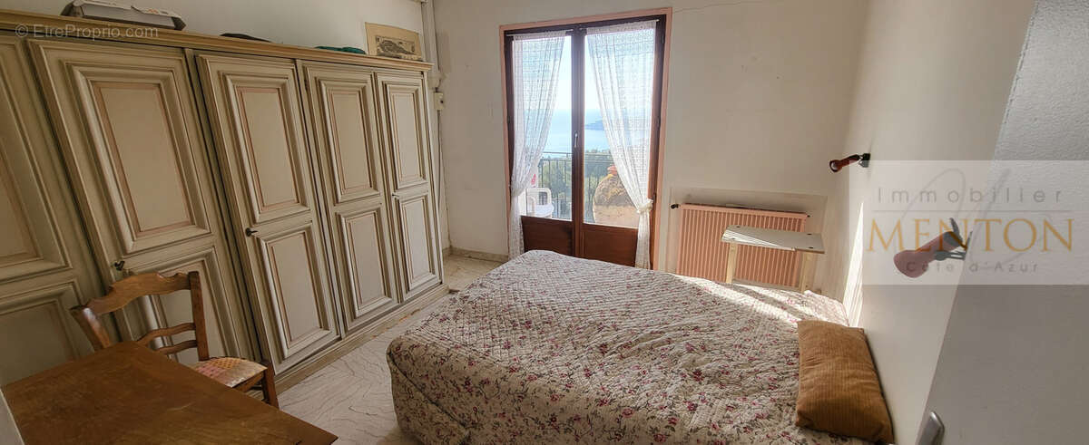 Appartement à MENTON