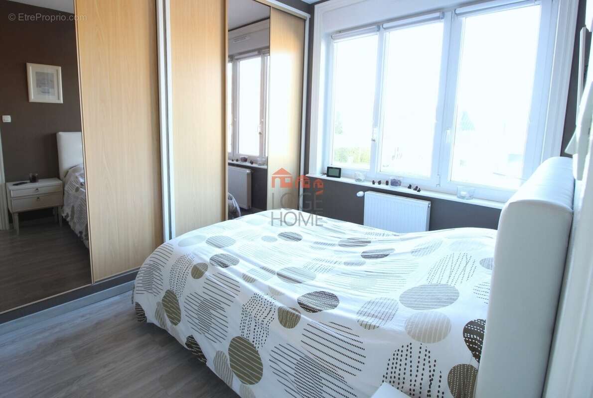 Maison 110 m² à Emmerin  - photo 7
