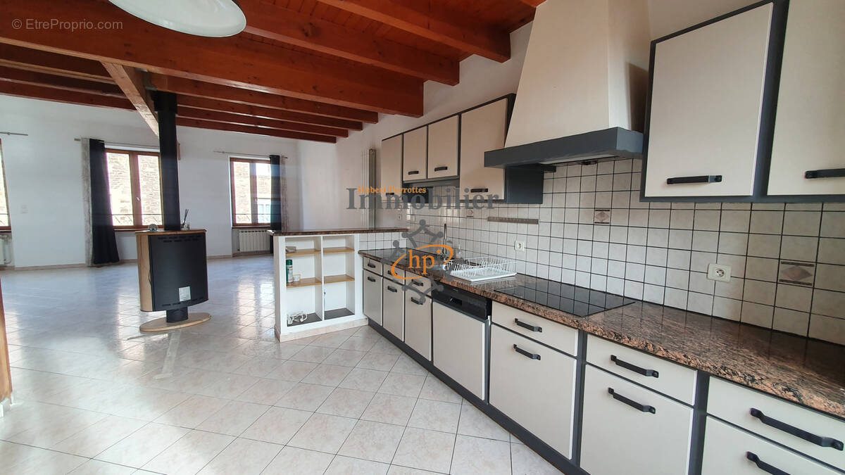Appartement à SAINT-AFFRIQUE