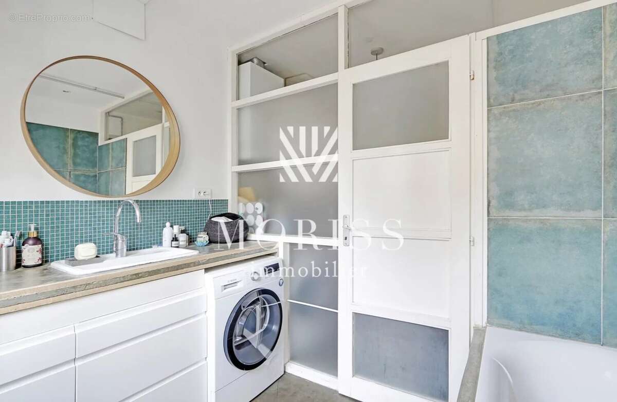 Appartement à LES LILAS