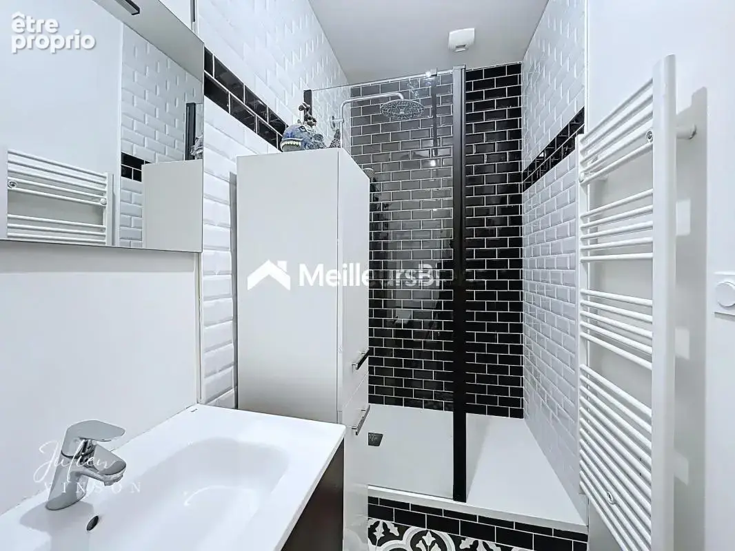 Appartement ancien rénové en centre Ville - photo 6