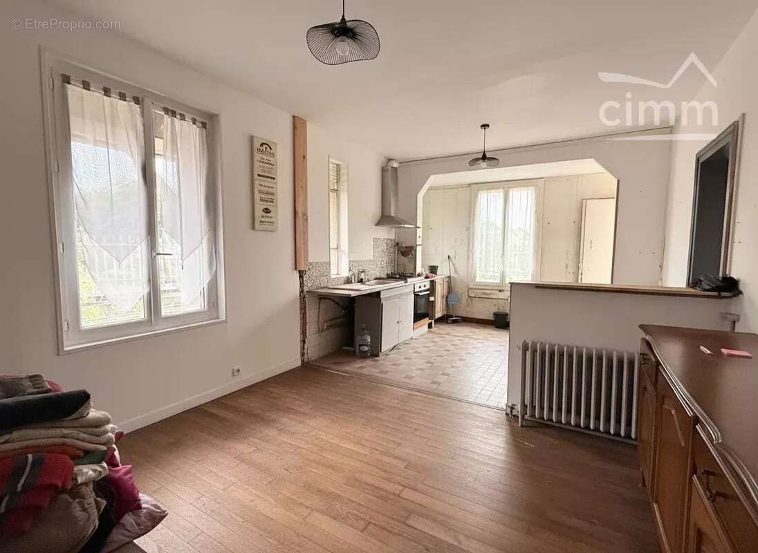 Maison à NOYERS-SUR-CHER