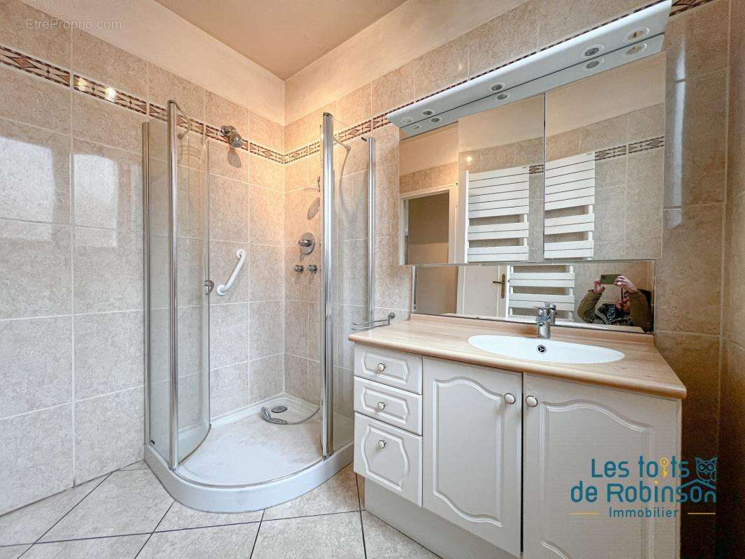 Maison à LE PLESSIS-ROBINSON