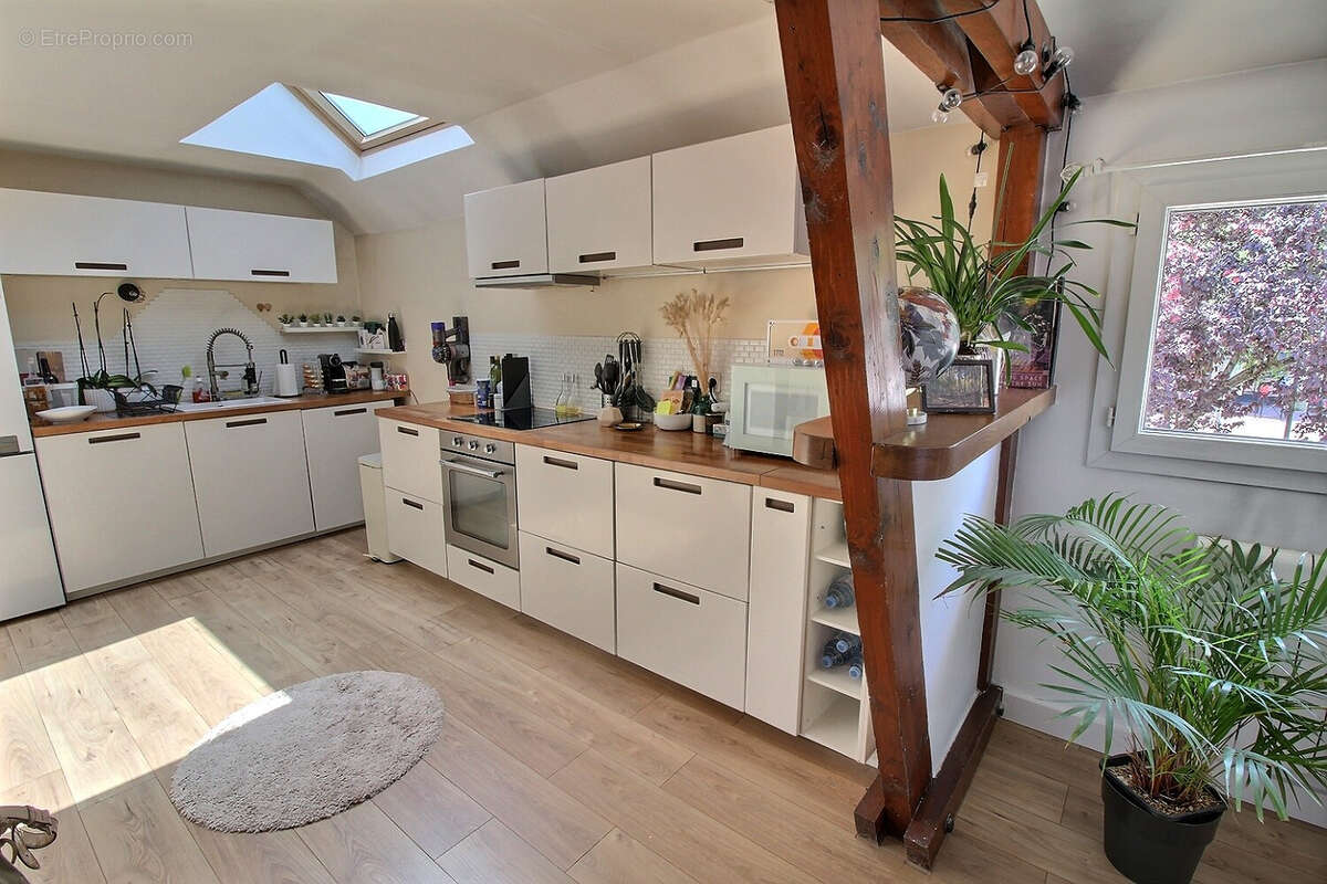 Appartement à MONTIGNY-LE-BRETONNEUX