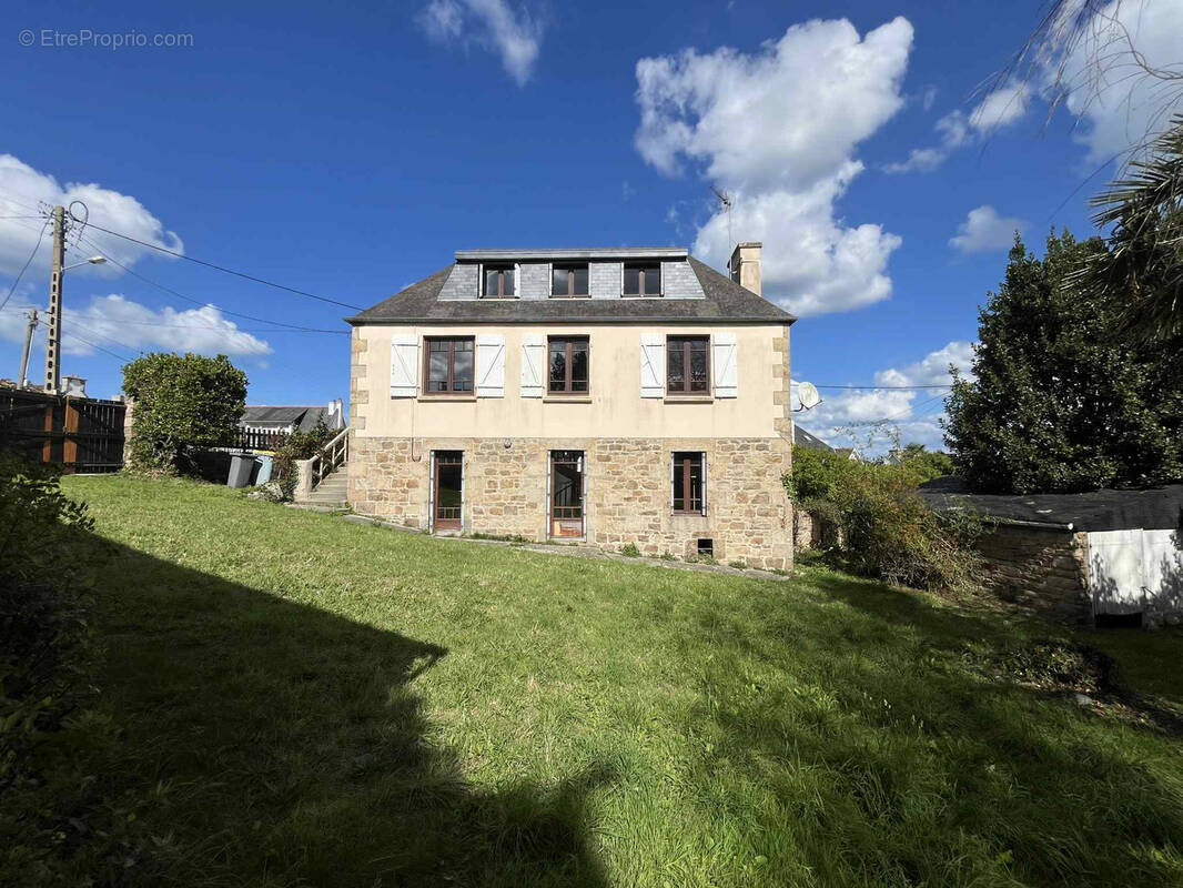 Maison à TREBEURDEN