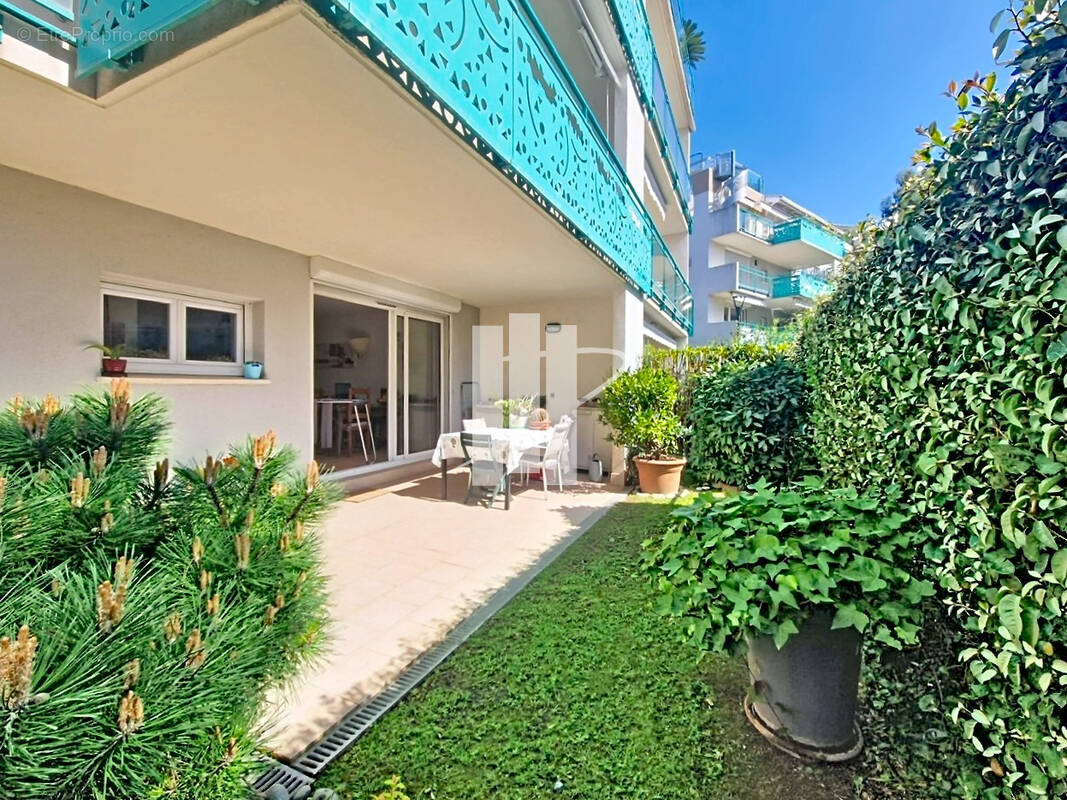 Appartement à SAINT-RAPHAEL