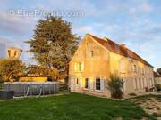 1 - Maison à SAINT-DENIS-LES-REBAIS