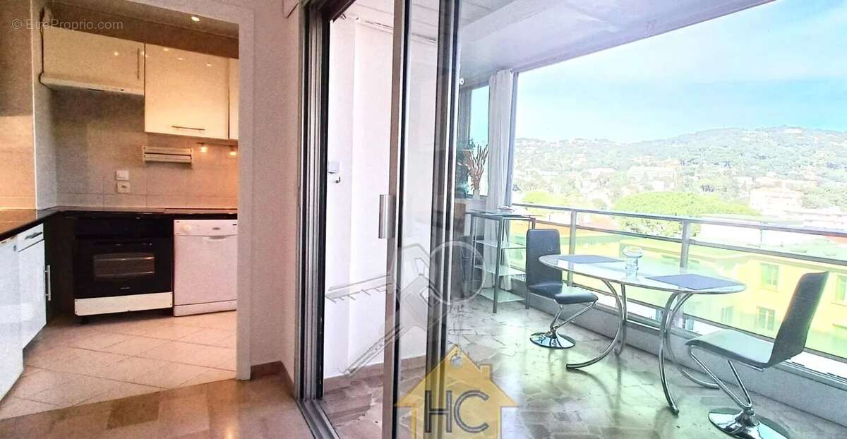 Appartement à CANNES