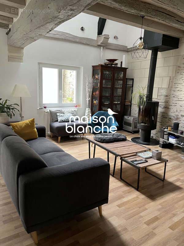 Maison à LES PONTS-DE-CE