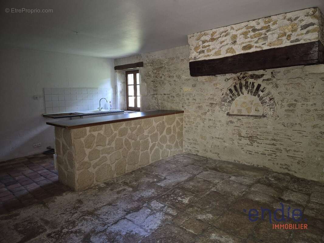 Propriété de charme 320m² habitable,isolée et avec grange sur 2ha!! - photo 5