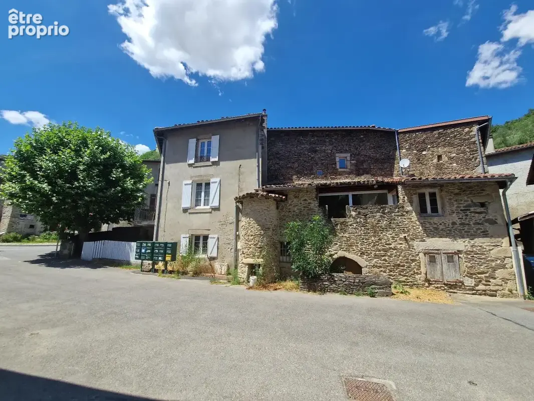   - Maison à DARGOIRE