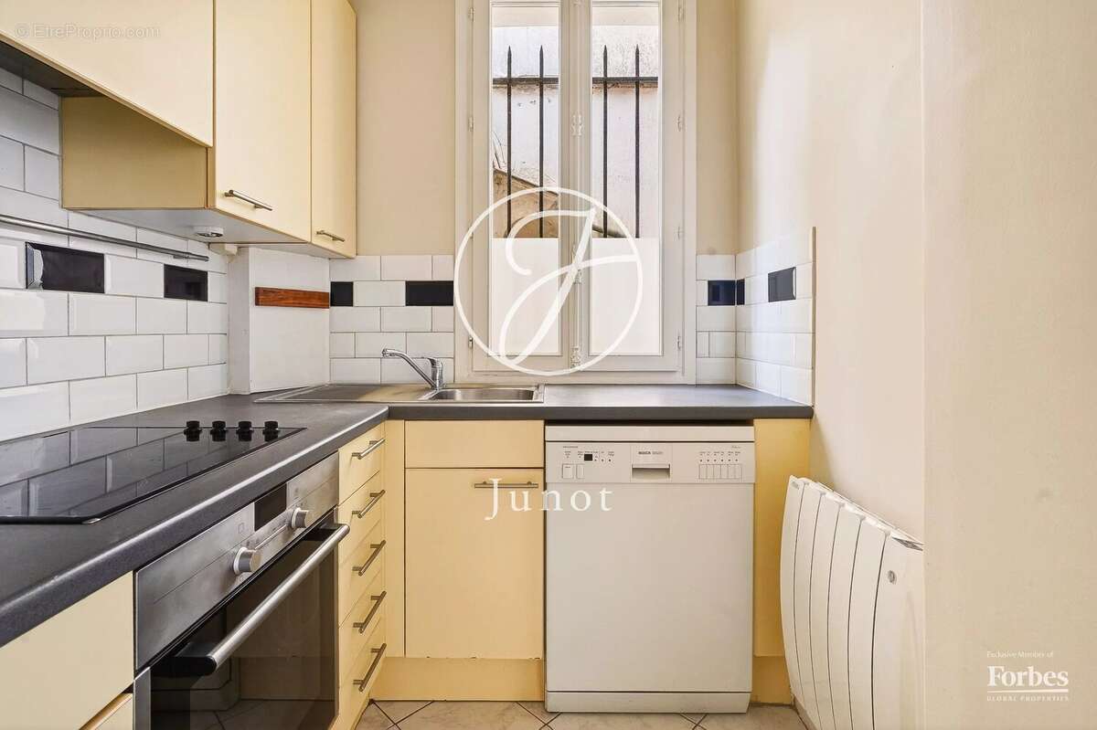 Appartement à VERSAILLES