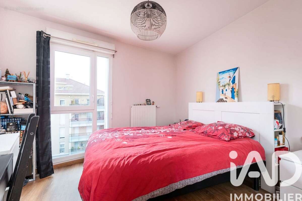 Photo 9 - Appartement à BRON