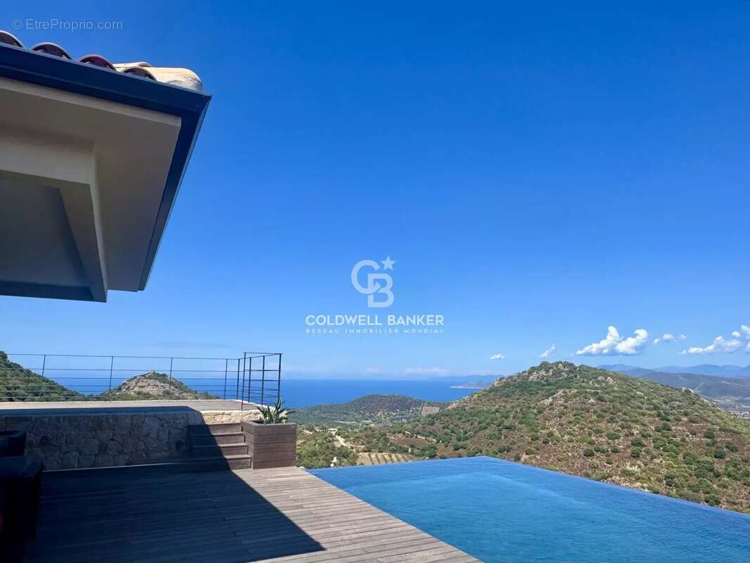 Maison à L&#039;ILE-ROUSSE