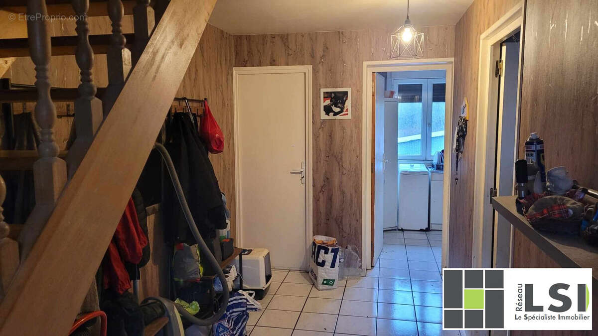 Maison à FERRIERE-LA-GRANDE