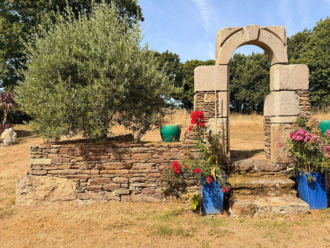 Belle Propriété PLOUGONVEN - photo 5