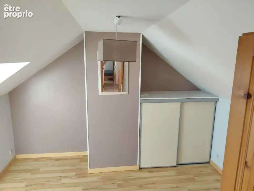 Maison 5 CHs, Bureau, Garage proche bourg - photo 15