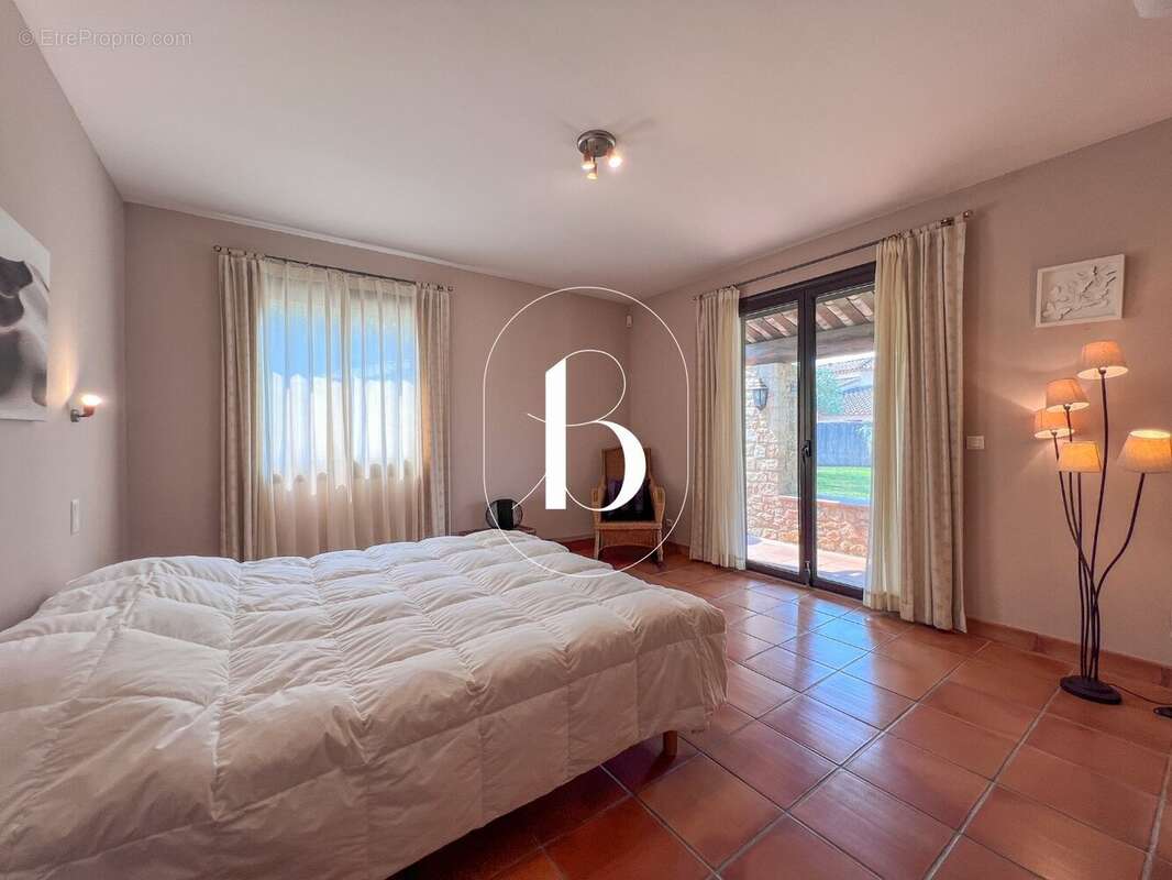 Maison 180 m² à Sabran  - photo 23