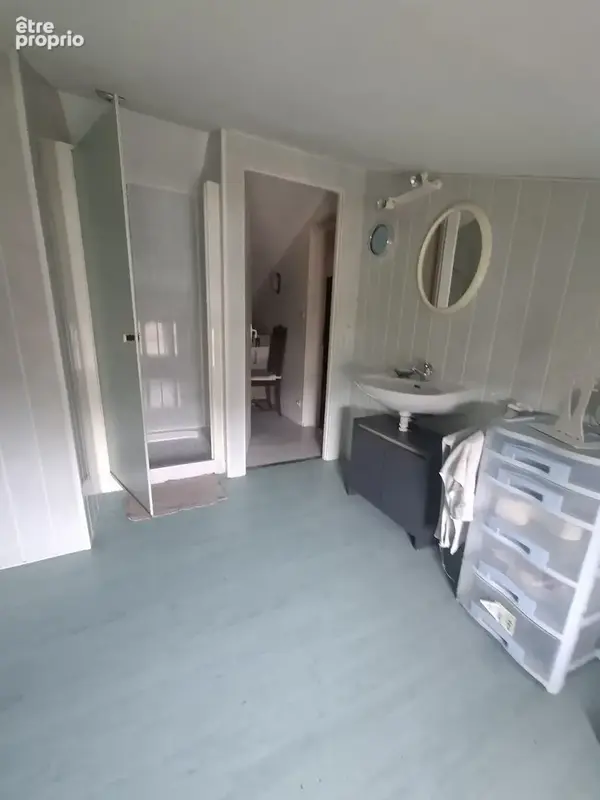 Maison familiale avec terrain et garage - photo 9