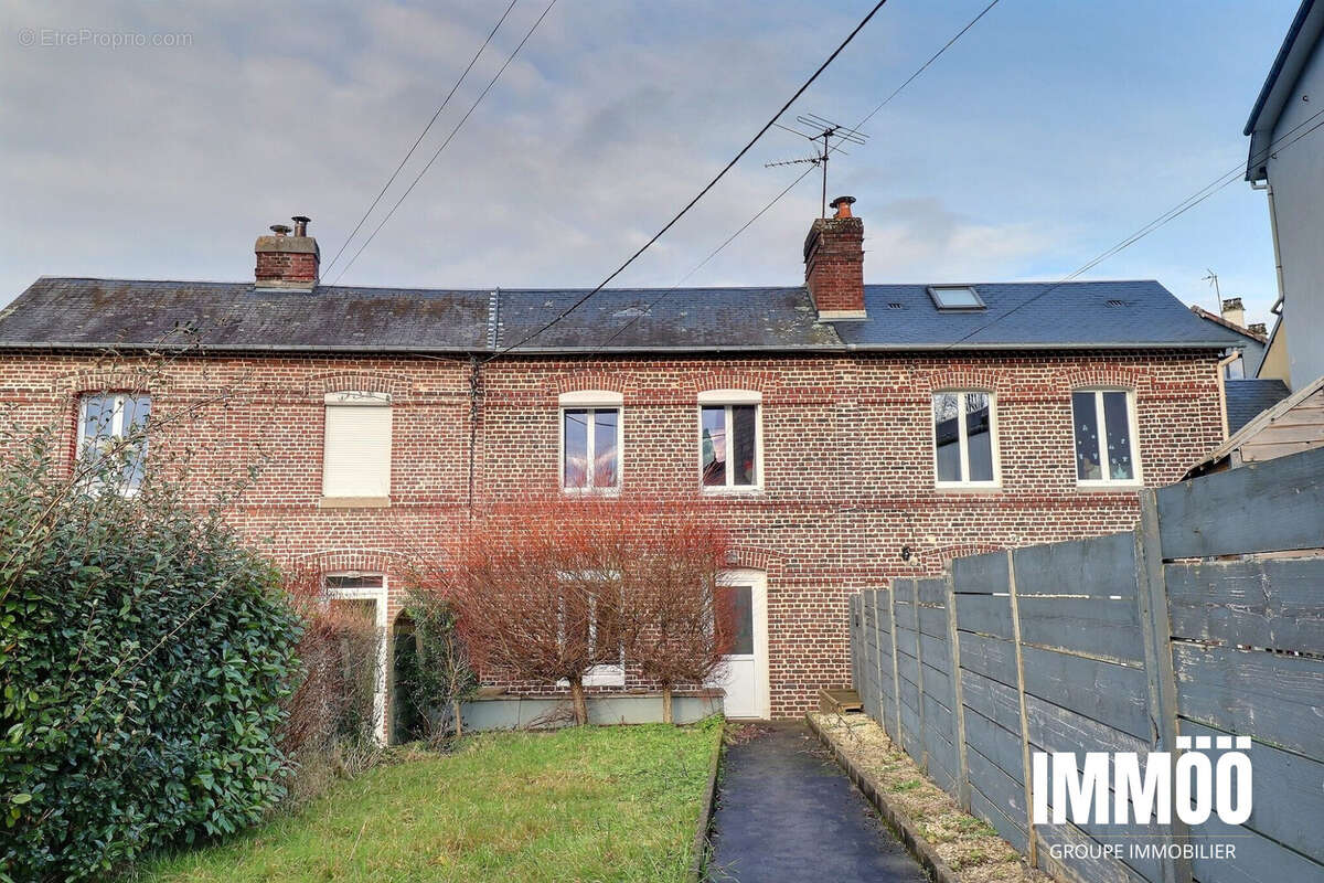 Maison à MONTVILLE