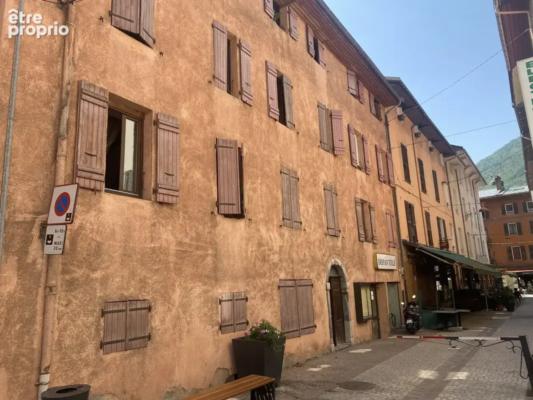 Appartement 4 pièces 53 m² à vendre à Moutiers (73600) - photo 1