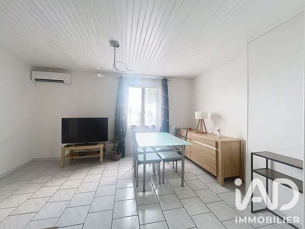 Appartement 55 m² à Gardanne  - photo 2