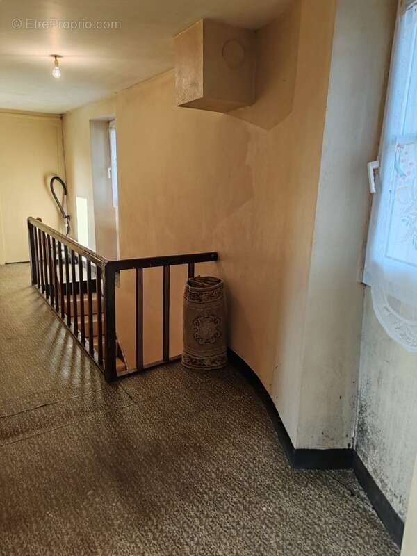 Maison à vendre 5 pièces LA BRUFFIERE (85) - photo 4