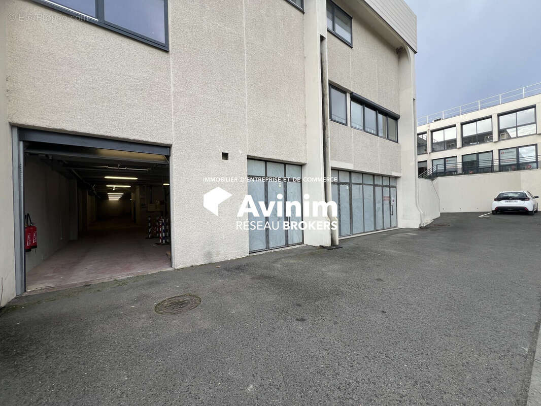 Commerce à PALAISEAU